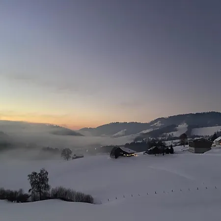Wunderschöne Maisonette-ferienwohnung In Stattlichem Toggenburgerhaus Sankt Peterzell